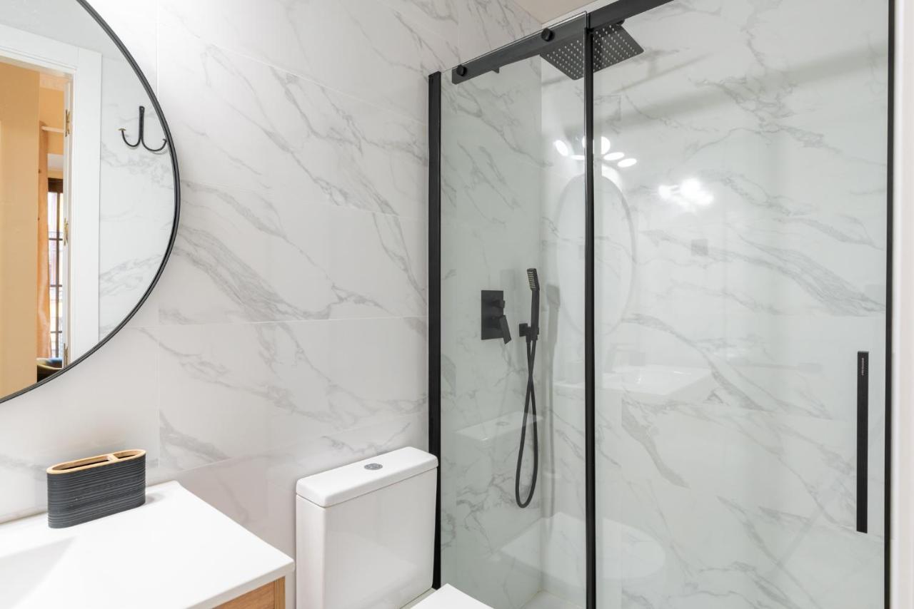 Precioso Y Moderno Apartamento En Centro De Sevilla Esterno foto